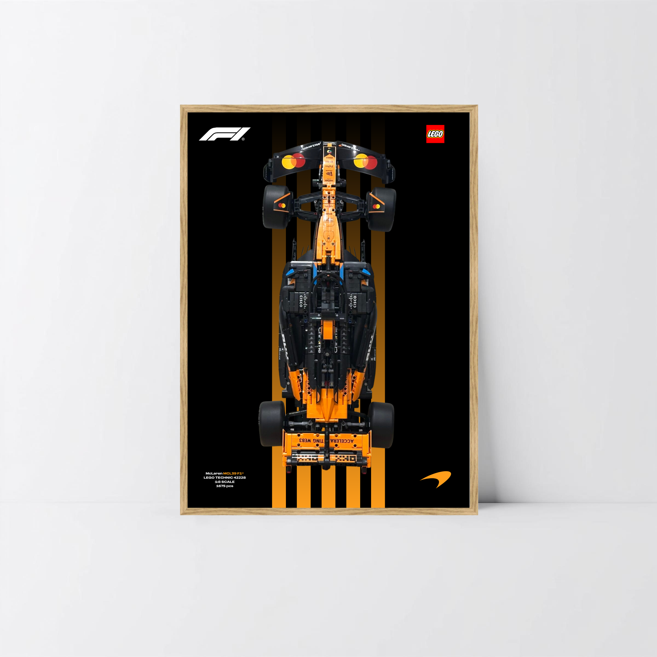 Tableau bois chêne Astella Bricks, fond exclusif Design C pour monoplace McLaren Technic.