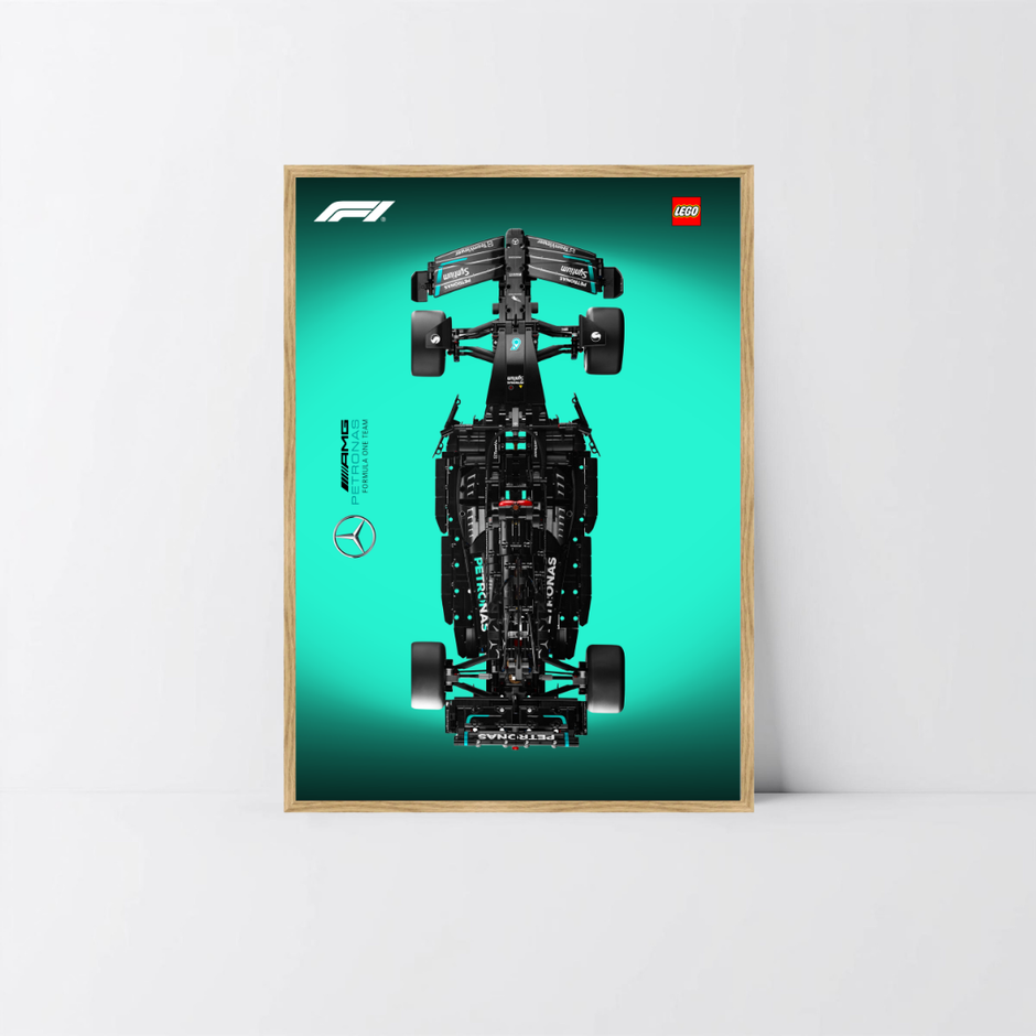 Finition bois chêne et affiche Design B pour mise en valeur Mercedes F1 42171.