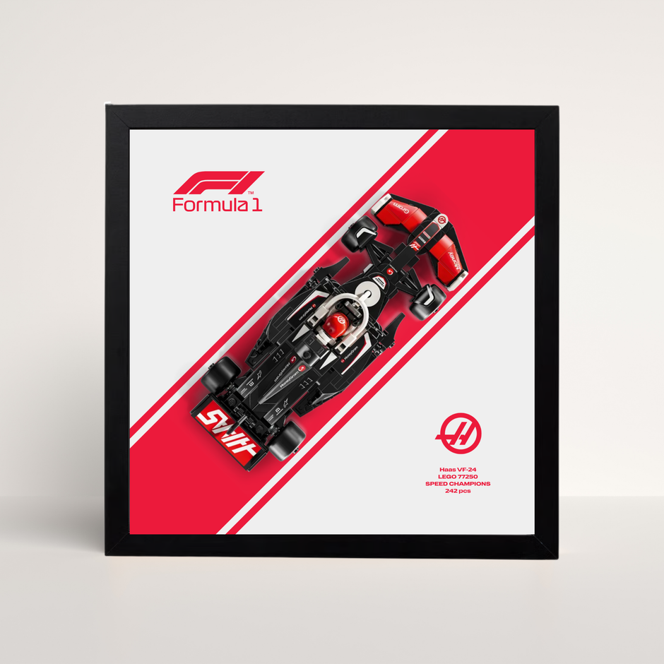 Présentoir mural noir pour voiture LEGO Haas F1 et fond graphique rouge et blanc design B.