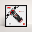 Support d'exposition LEGO Speed Champions Haas cadre noir et poster technique design C.